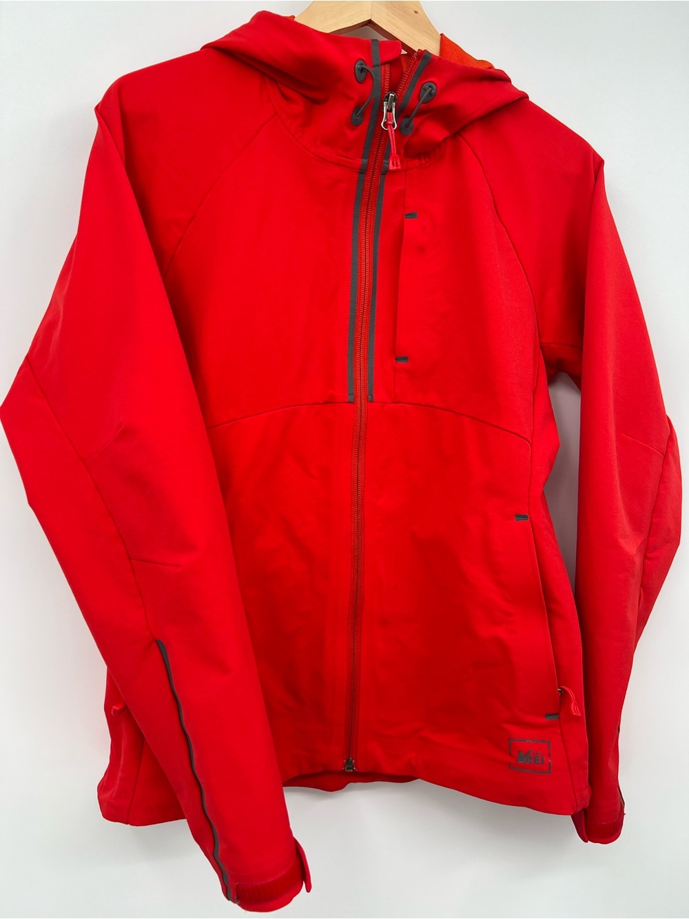 REI Bright Red Hooded Softshell Jacket Womens Small